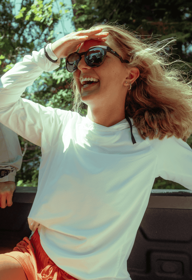 WOMEN'S UPF TOPS