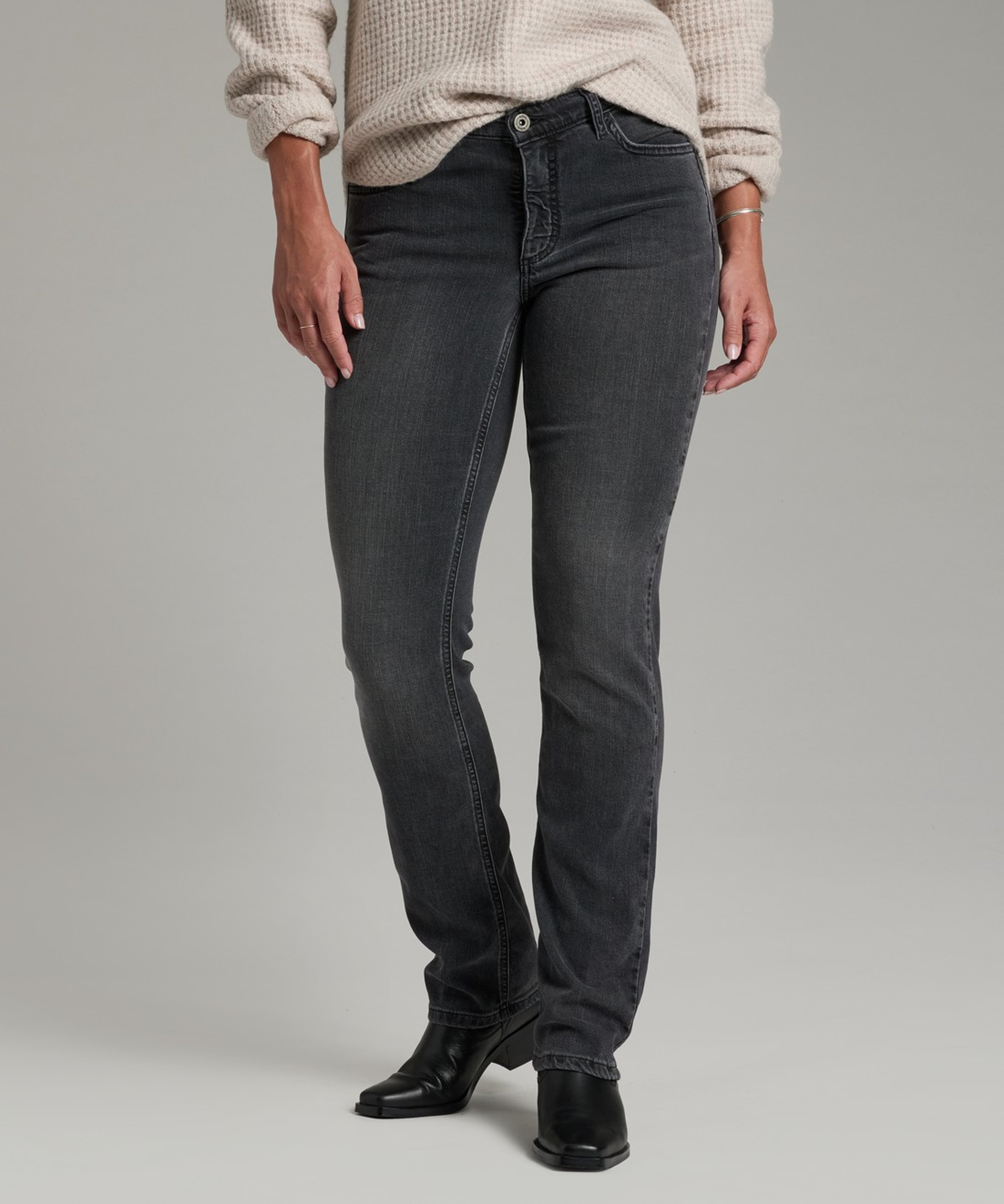 Kontour™ Form Straight Denim