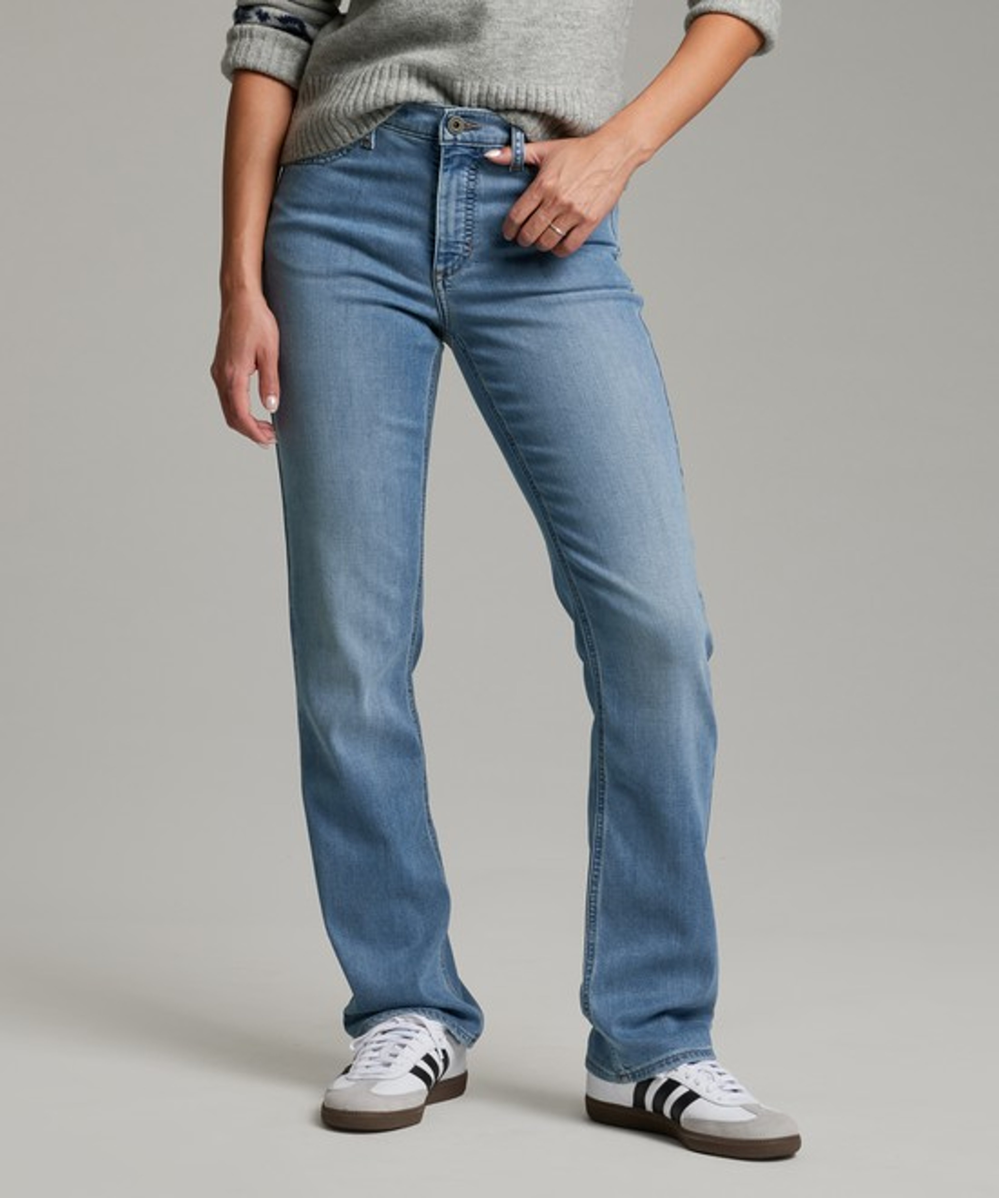 KUHL Kontour Form Straight Denim Vintage Blue Front