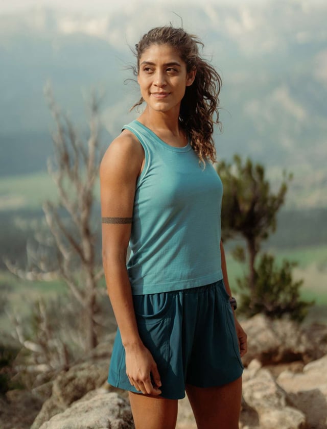 Women's Active Tops